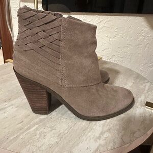 Jessica Simpson Brown Heeled Boots with Woven Detail
